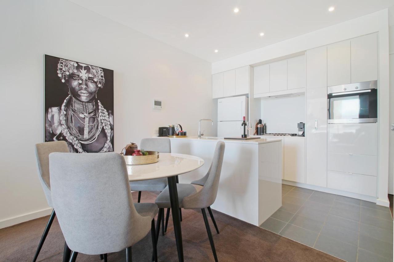 אדלייד Lux 2Br Apt On Hindmarsh Sq-Pool-Gym-Sauna-Parking מראה חיצוני תמונה