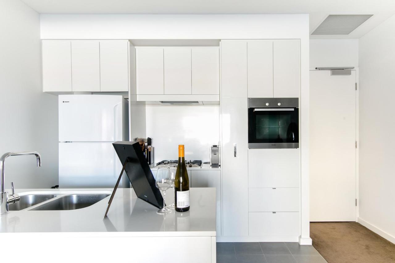 אדלייד Lux 2Br Apt On Hindmarsh Sq-Pool-Gym-Sauna-Parking מראה חיצוני תמונה