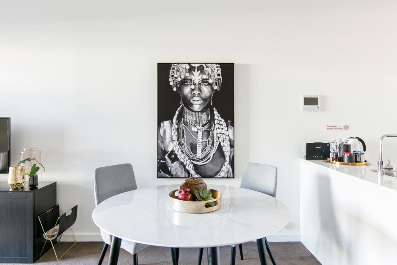 אדלייד Lux 2Br Apt On Hindmarsh Sq-Pool-Gym-Sauna-Parking מראה חיצוני תמונה